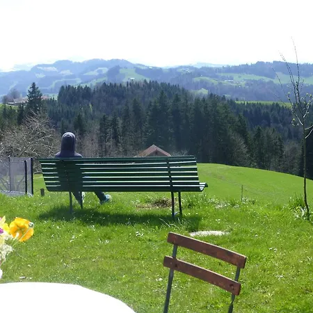 Nocleg ze śniadaniem Winzenberg Lütisburg